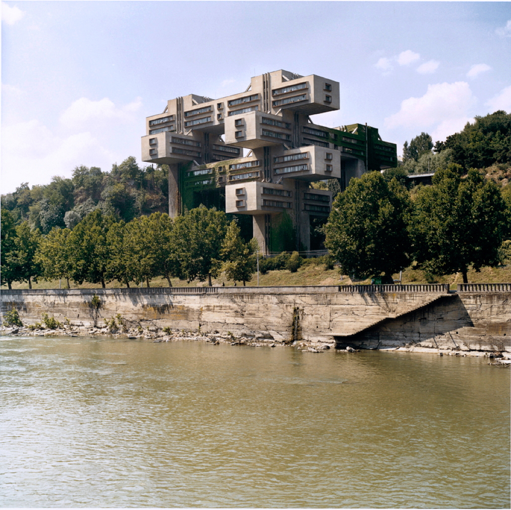 Straßenministerium (G. Tschachawa / S. Dschalaganija / T. Tchilaw / W. Klinberg, Tiflis, Georgien, 1975)