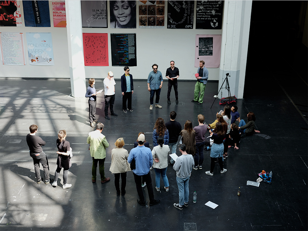 Critical Zones Forschungsseminar an der Staatlichen Hochschule für Gestaltung Karlsruhe (HfG)