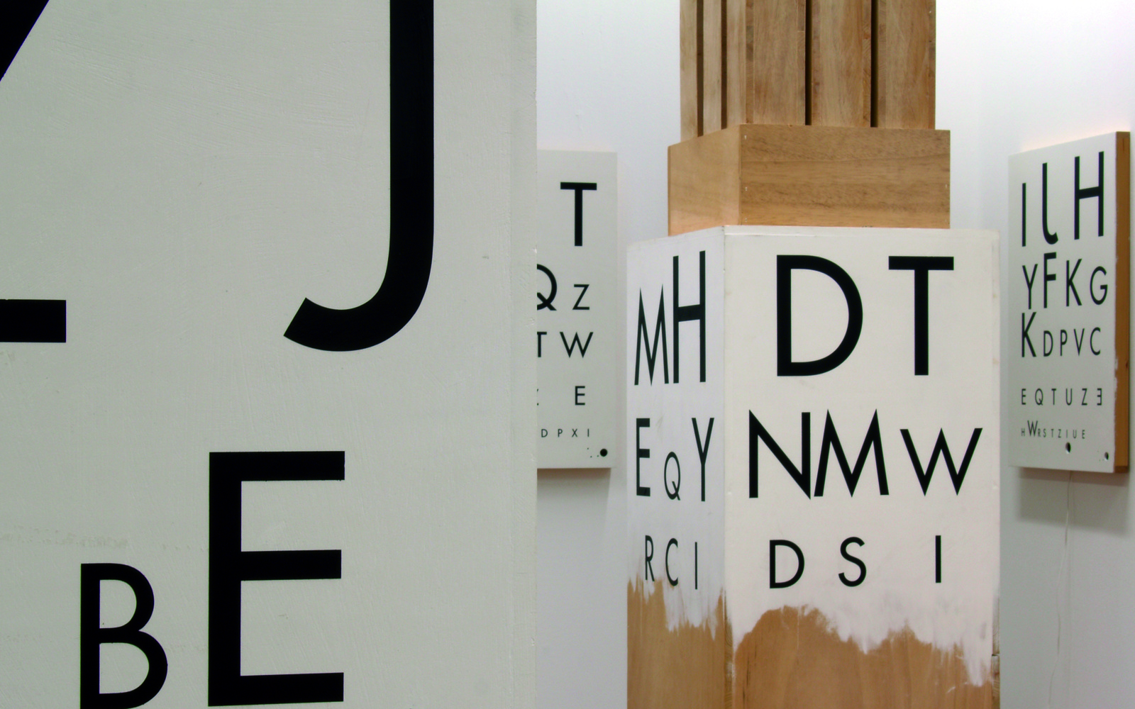 Exhibition view "Stephan von Huene: Border Crosser, Border Mover"