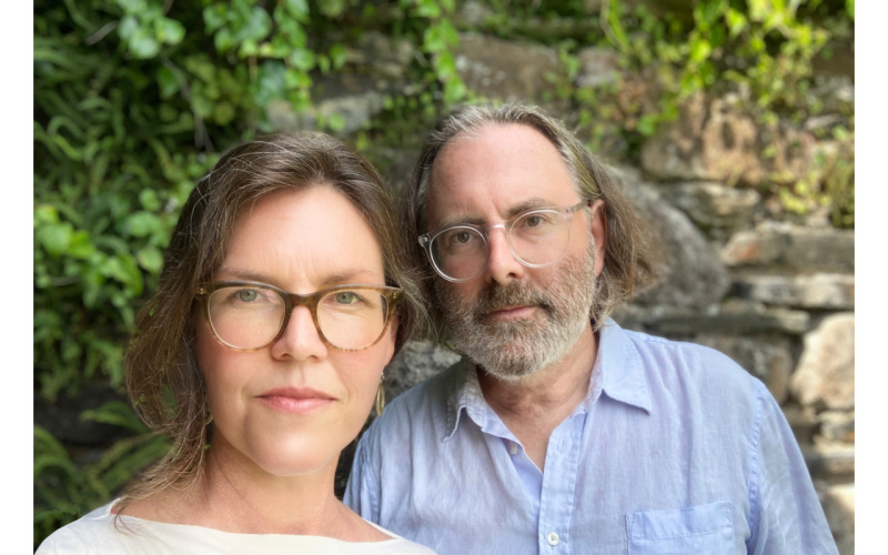 auf dem Foto zu sehen sind Tamarind Rossetti und Stephen Wright