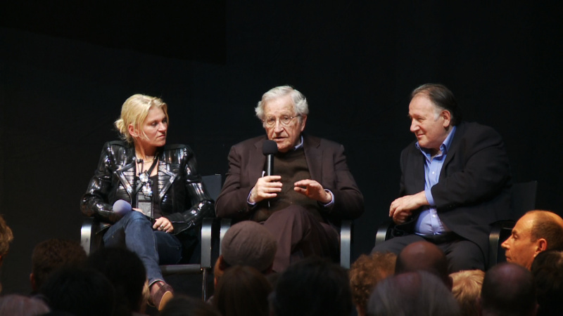 i4869_itu_noamchomsky_discussion.jpg