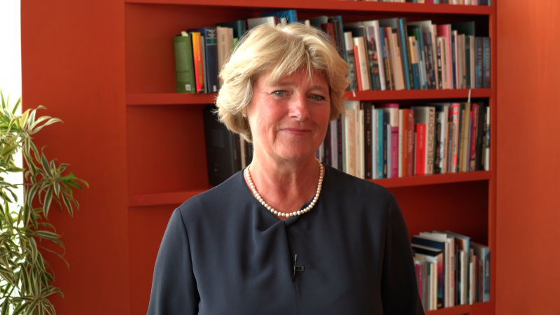 i6932_20_xxx_r_gp_ak_peterweibel_loviscorinthpreis_grussgruetters_thumb.jpg