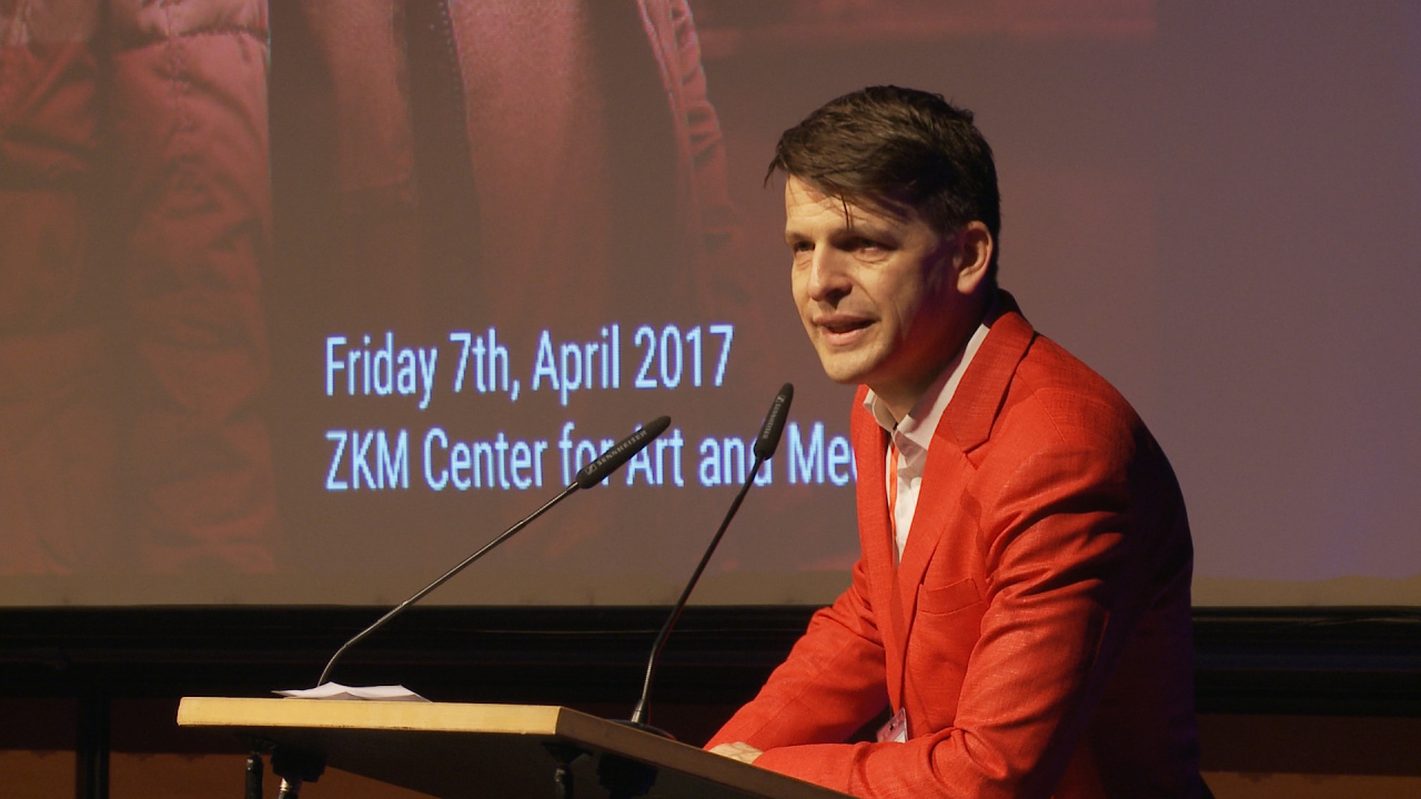 i5827_17_kub_s_gx_bm_digitalinnovationintheatre_opening_nah02.jpg