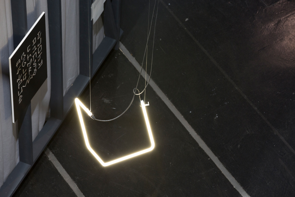A spiral light rod