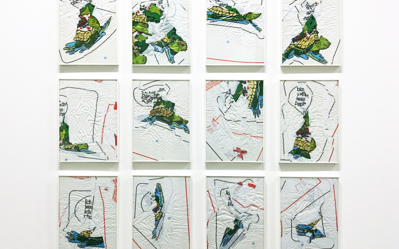 Blick in die Ausstellung »Nanni Balestrini. Wer das hir liest braucht sich vor nichts mehr zu fürchten«