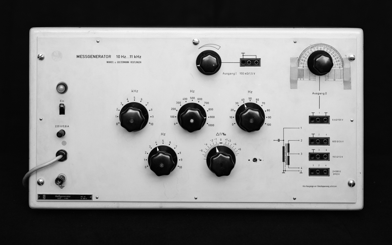 Geräte aus dem historischen Studio Hermann Heiß