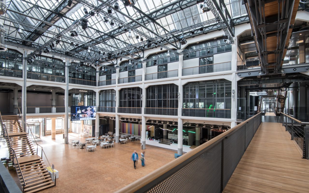 Blick in das ZKM Foyer