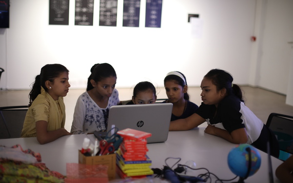 Blick in die Ausstellung »Open Codes. The Art of Coding«