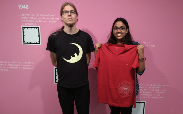 Teilnehmer des »Digital Embroidery« Workshops in Mumbai