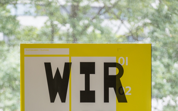 Blick in die Ausstellung »Global Control and Censorship« in Prag