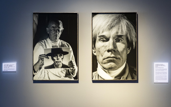 Blick in die Ausstellung »Writing the History of the Future. Signature Works of the Singular ZKM Media Art Collection«, 17. Dezember, 2021 - 3. April, 2022, Gwangju Museum of Art