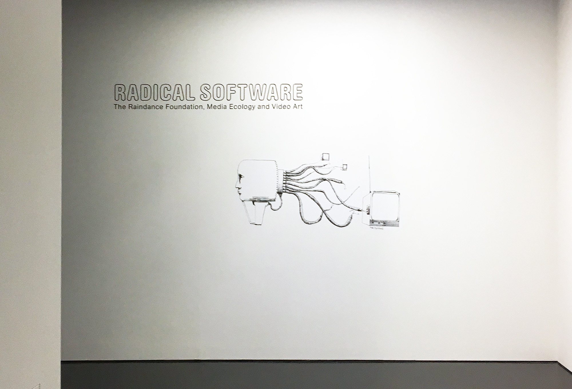 Blick in die Ausstellung »Radical Software«: Ausgang