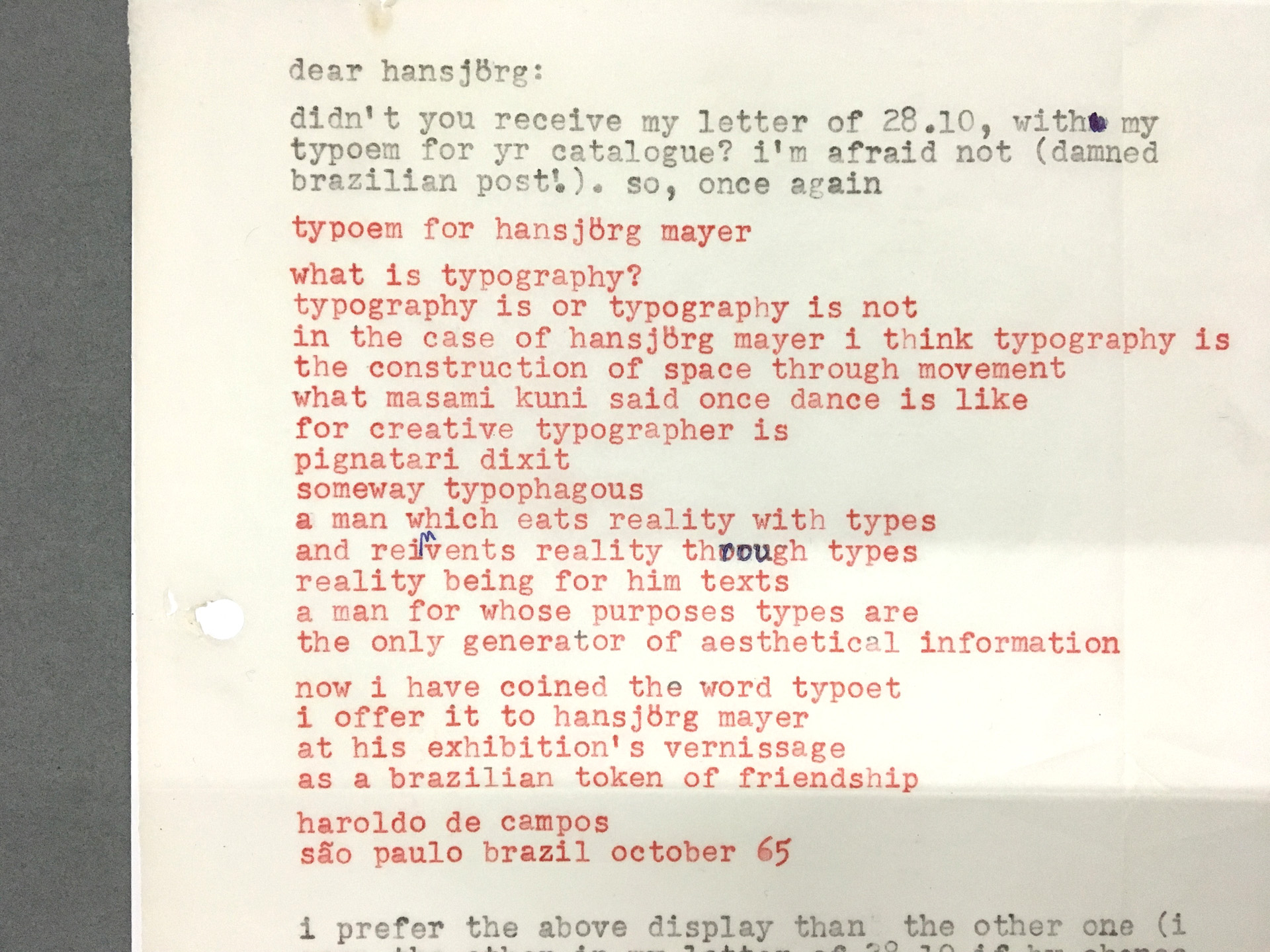 Blick in die Ausstellung »Hansjörg Mayer. The Smell of Ink«