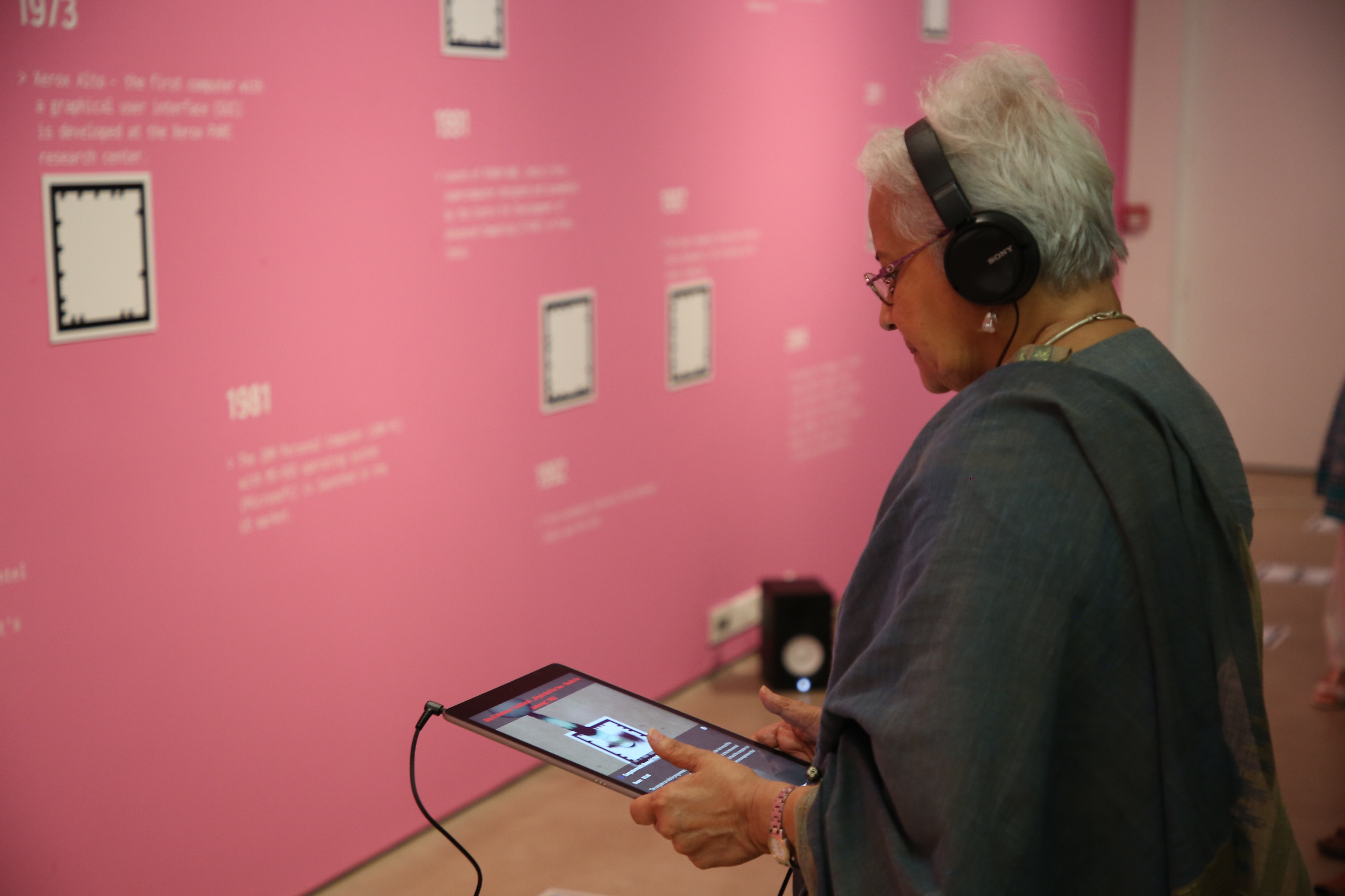 Blick in die Ausstellung »Open Codes. Digital Culture Techniques«, Mumbai. 
