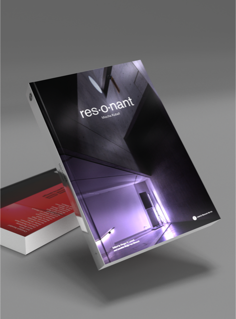 Zu sehen ist Mischa Kuballs Buch »res·o·nant«