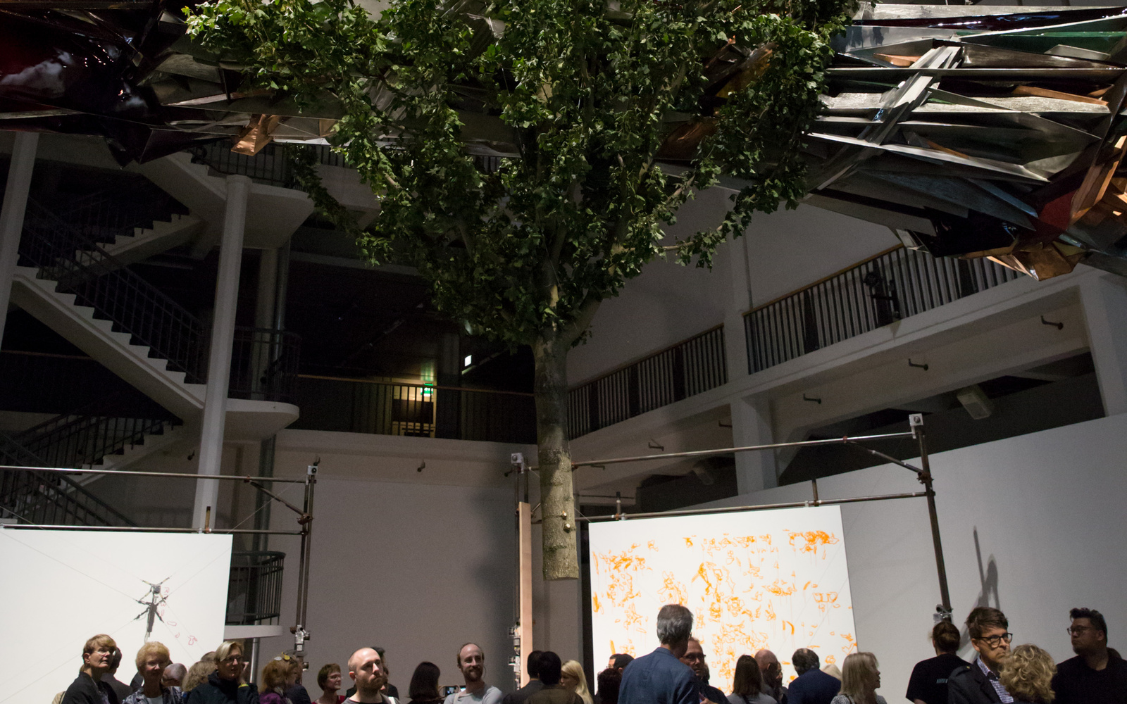 Blick in die Ausstellung »Datumsoria: The Return of the Real«