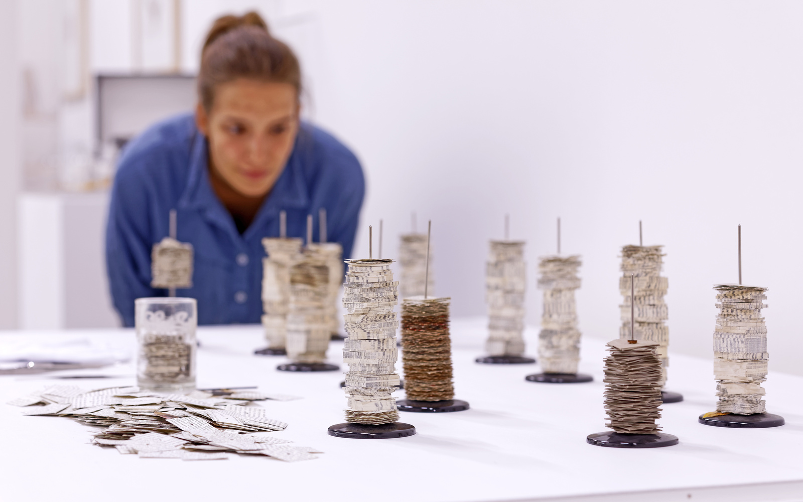 Blick in die Ausstellung »Konrad Balder Schäuffelen: sprache ist fuer wahr ein koerper«