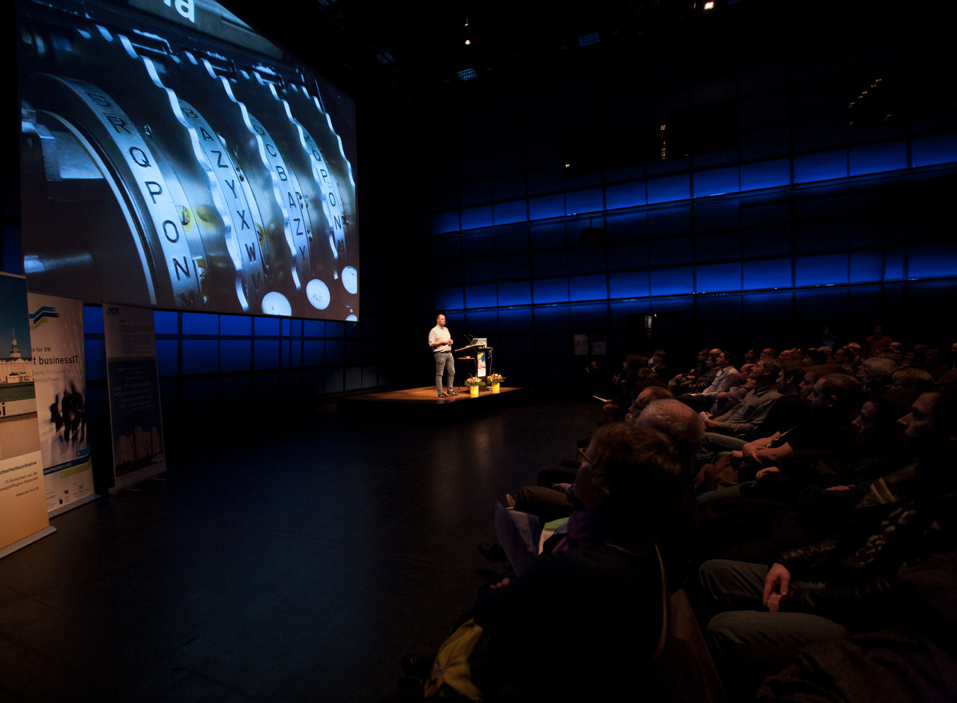 Präsentation im ZKM_Medientheater