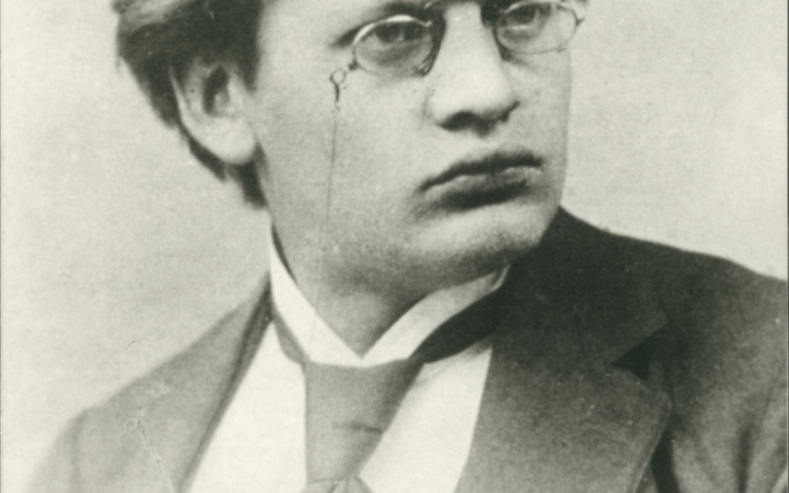 Portrait drawing of a man with glasses