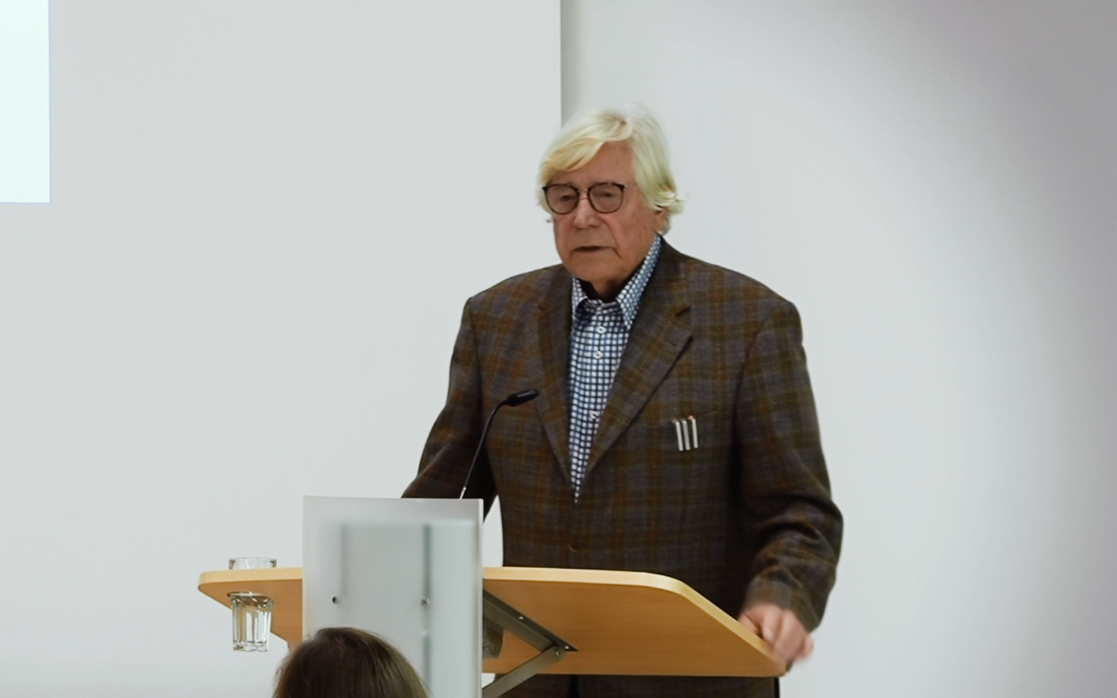i6924_20_xxx_r_vr_ex_bazon_brock_rede_loviscorinthpreises_2020_pw_ostdeutsche_galerie_001.jpg