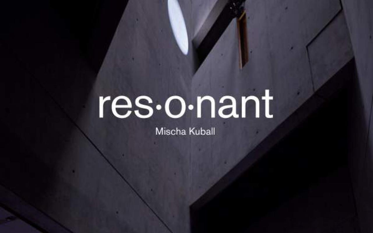 miku_resonant_katalog_cover_050819_01-600x848.jpeg