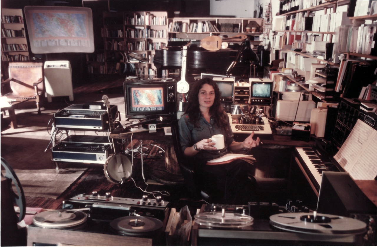 Laurie Spiegel im Studio