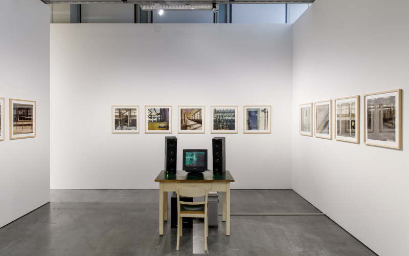 Eine Installation der Ausstellung »Writing the History of the Future«
