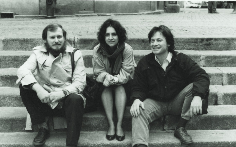 Zu sehen sind Miro A. Cimerman, Dunja Donassy-Bonačić und Vladimir Bonačić, in Paris, 1984