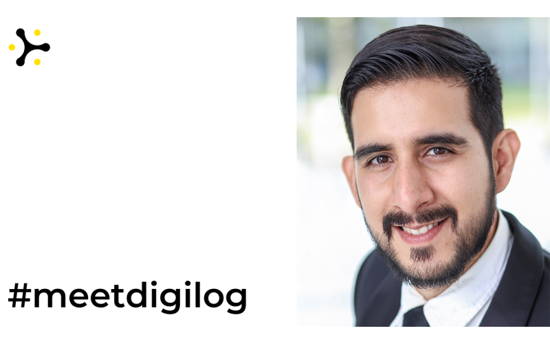Porträt von Miguel Angel Meza Martinez mit dem Schriftzug meetdigilog auf weißem Grund.
