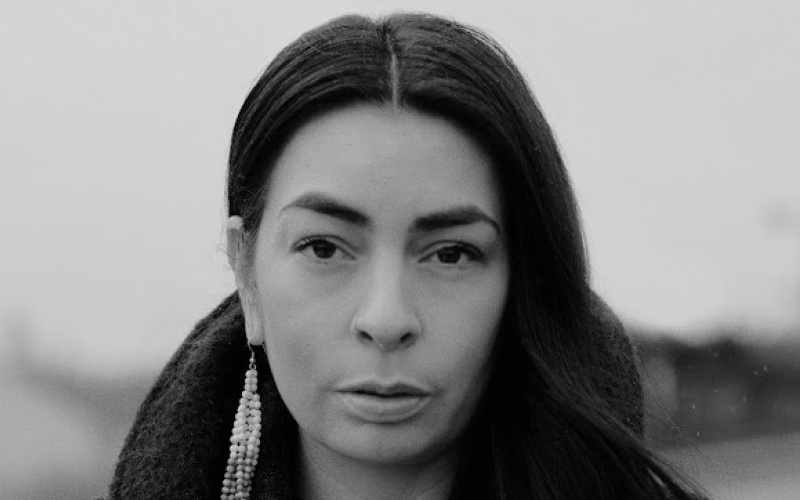 Black and white portrait of Tiara Roxanne