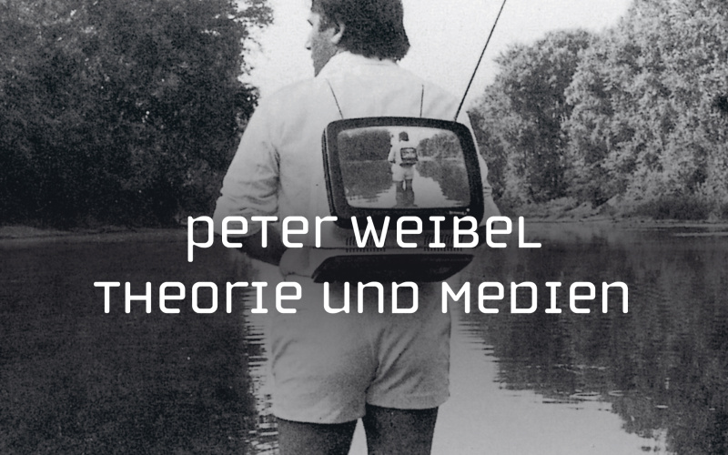 Cover der Publikation »Peter Weibel, Enzyklopädie der Medien«, es zeigt Peter Weibel in Schwarz-Weiß mit einem Bildschirm auf dem Rücken.