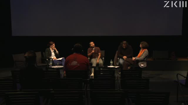 i4040_itu_gam_artisttalk_podium4.jpg