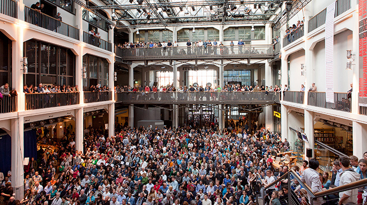 The ZKM Foyer from above with a lot of people