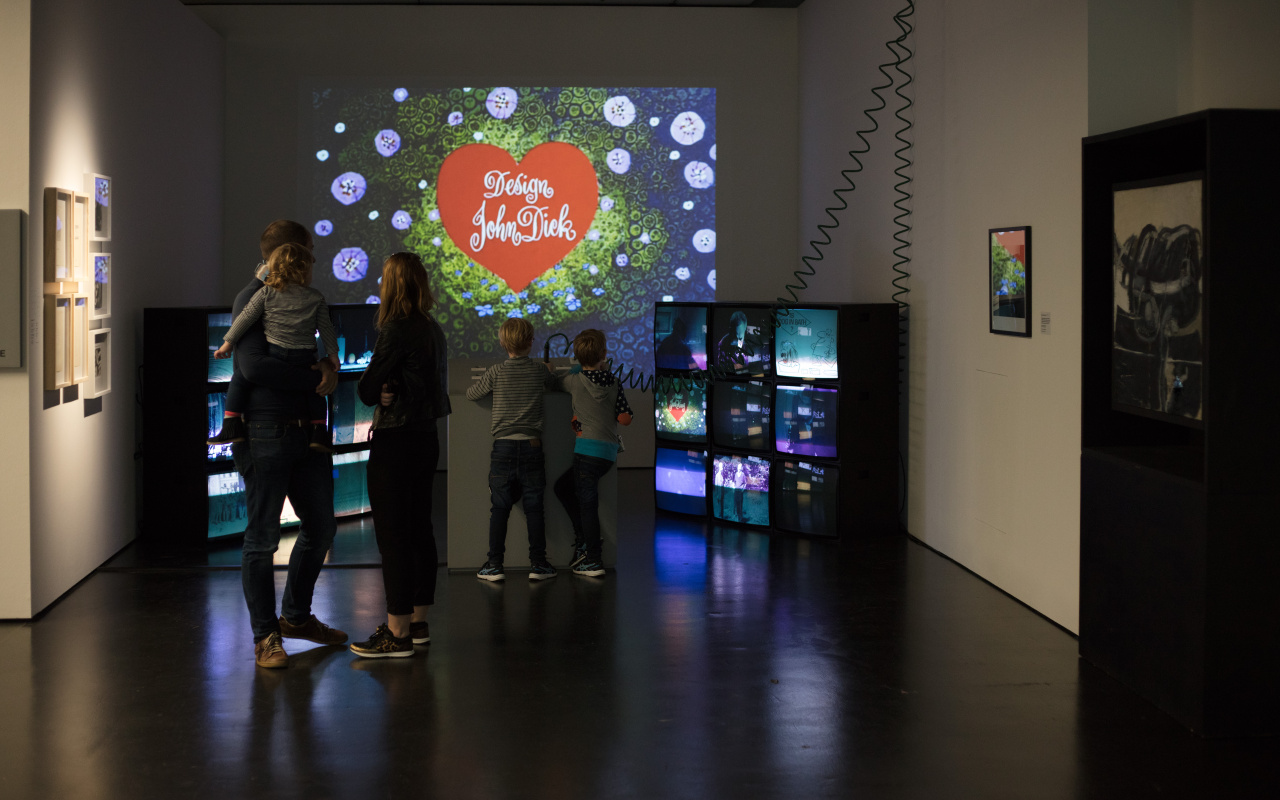 Blick in die Ausstellung »Kunst in Europa 1945-1968«.