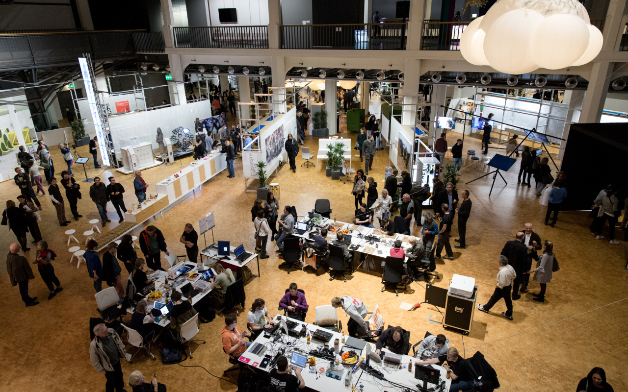 Blick in die Ausstellung »Open Codes. Leben in digitalen Welten« 