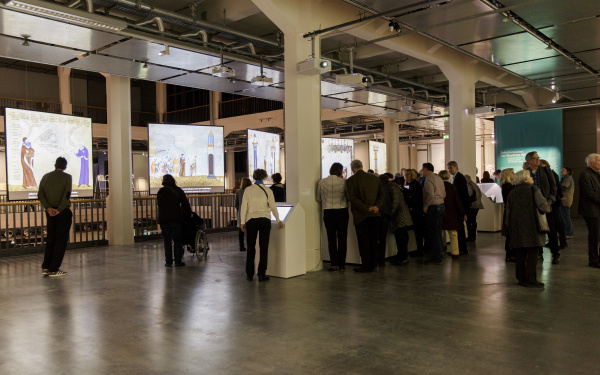 Blick in die Ausstellung »DIA-LOGOS. Ramon Llull und die Kunst des Kombinierens« 
