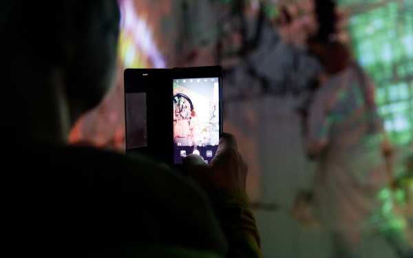Blick in die Ausstellung »Digital Imaginaries – Africas in Production«
