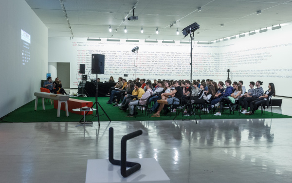 Blick in die Ausstellung »Open Codes. We are Data« in Bilbao
