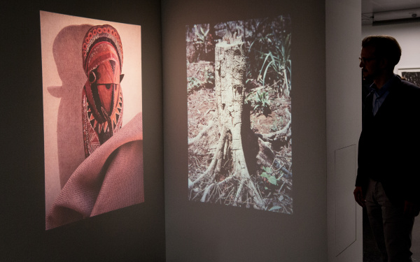 Blick in die Ausstellung »Resonanzen«