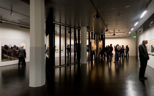 Blick in die Ausstellung »Albrecht Kunkel: Quest«