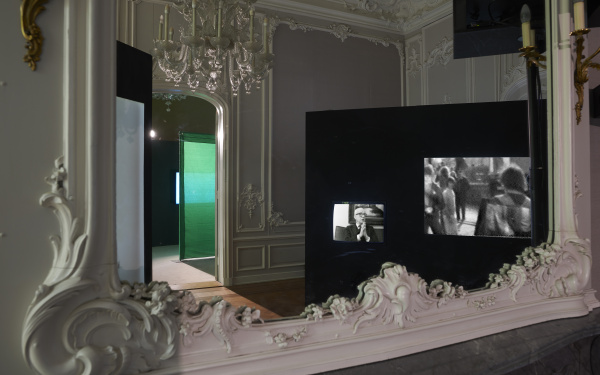 Blick in die Ausstellung Radical Software. The Raindance Foundation, Media Ecology and Video Art«, West, Den Haag,