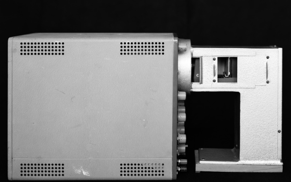 Devices from the historic studio Hermann Heiß