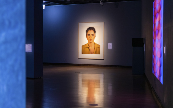 Blick in die Ausstellung »Writing the History of the Future. Signature Works of the Singular ZKM Media Art Collection«, 17. Dezember, 2021 - 3. April, 2022, Gwangju Museum of Art