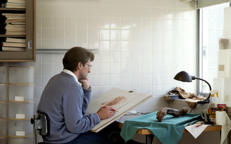 A drawing artist.