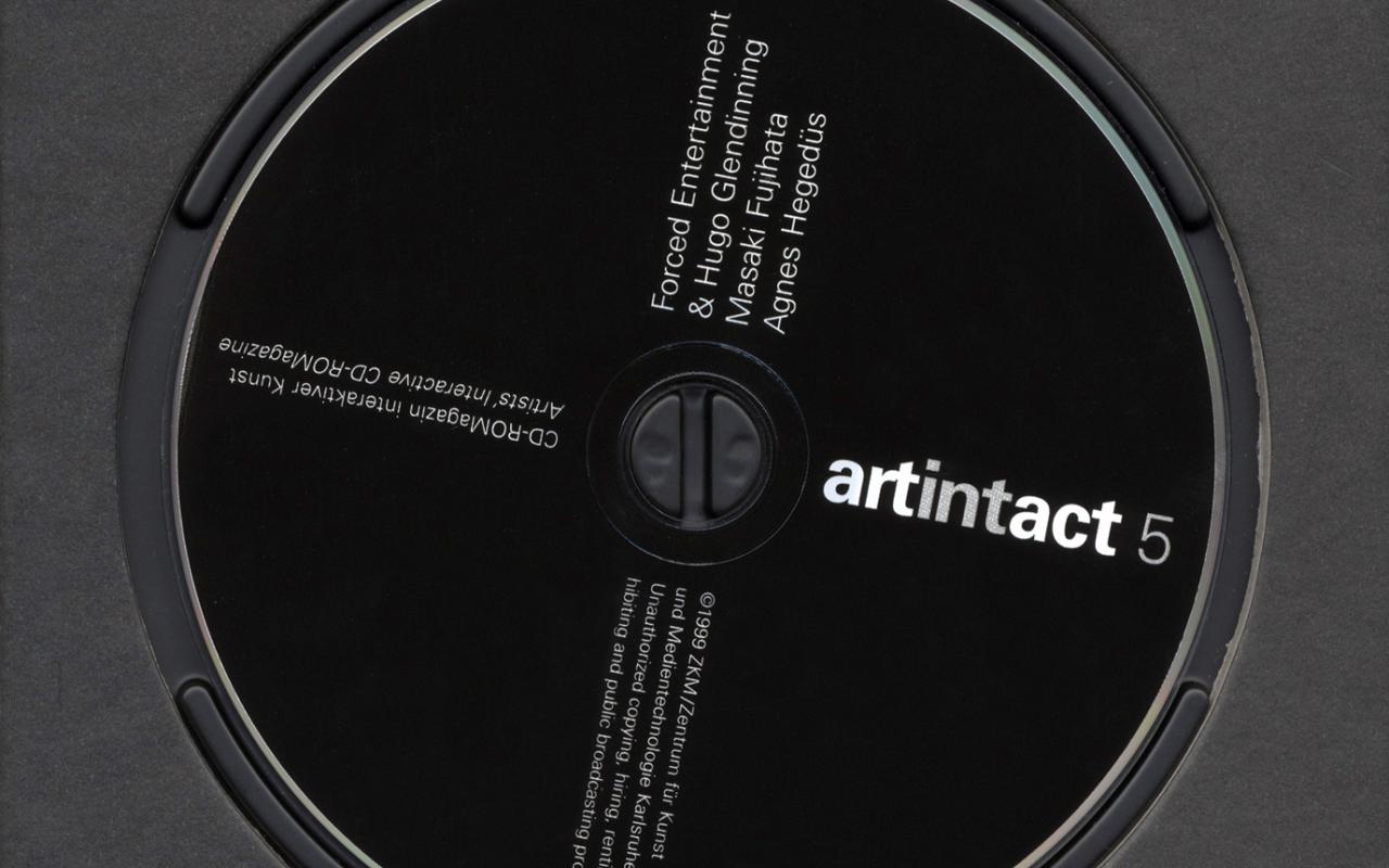 Cover of the publication »Artintact 5«