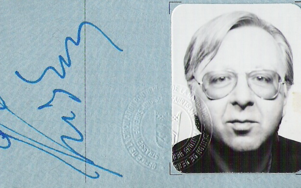 Signature and Pass Port Photo of Gerhard Johann Lischka