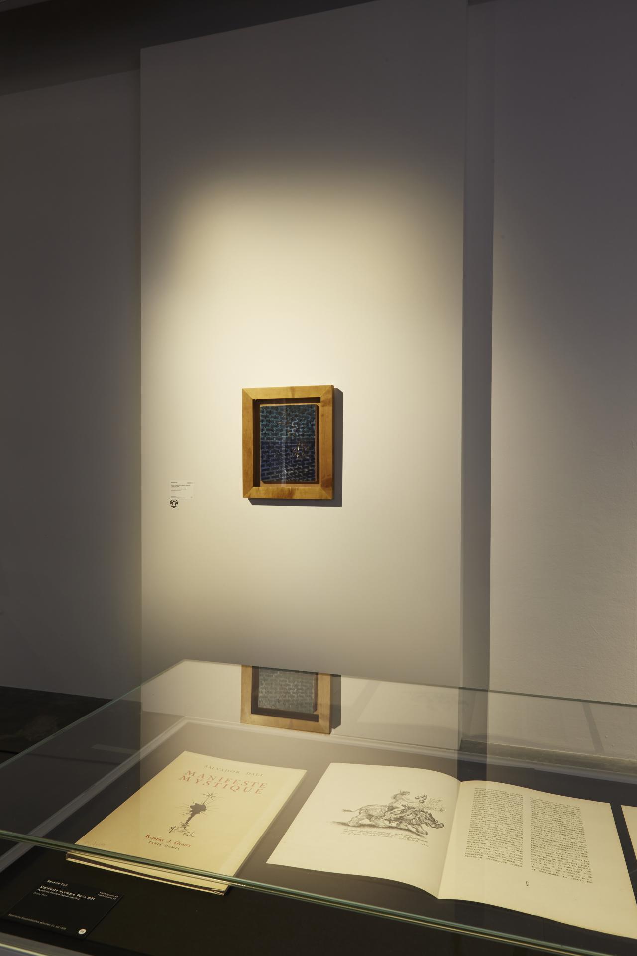 Blick in die Ausstellung »DIA-LOGOS. Ramon Llull und die Kunst des Kombinierens«