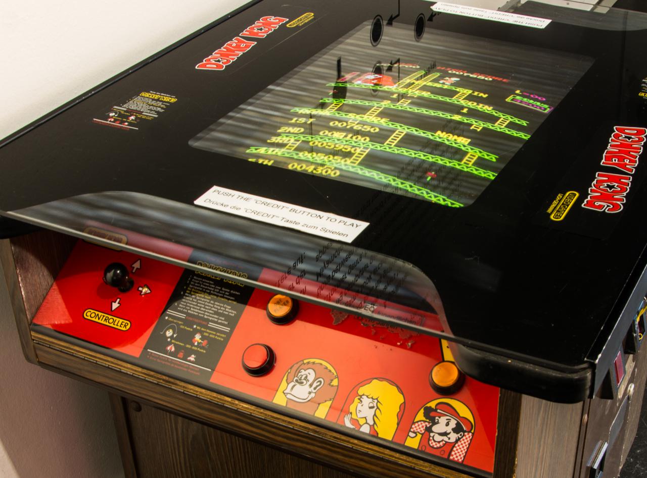 Closeup from the »Donkey Kong« cocktail table arcade machine