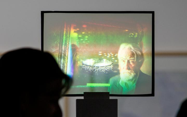 Light installation »Dieter Jung. Between and Beyond«