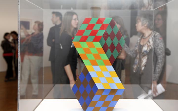 Ausstellungsansicht Symmetrische Kunst aus Ungarn